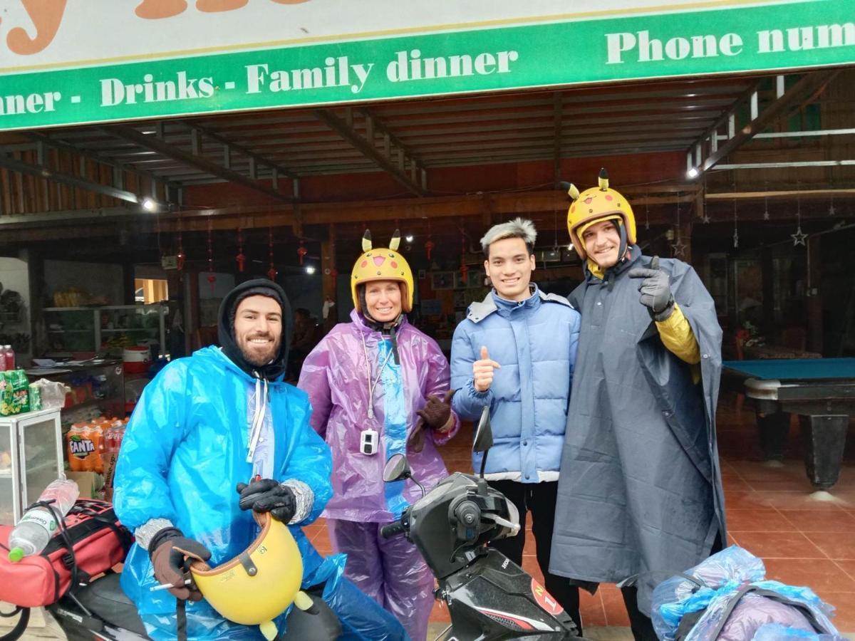 Du Gia - Tay Homestay Làng Cac Kamer foto