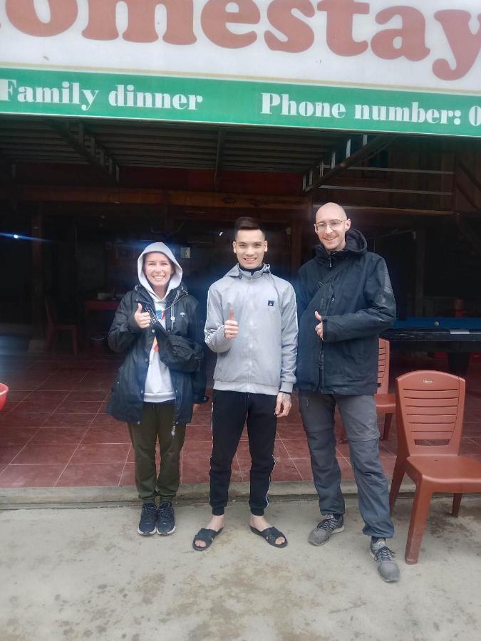 Du Gia - Tay Homestay Làng Cac Kamer foto