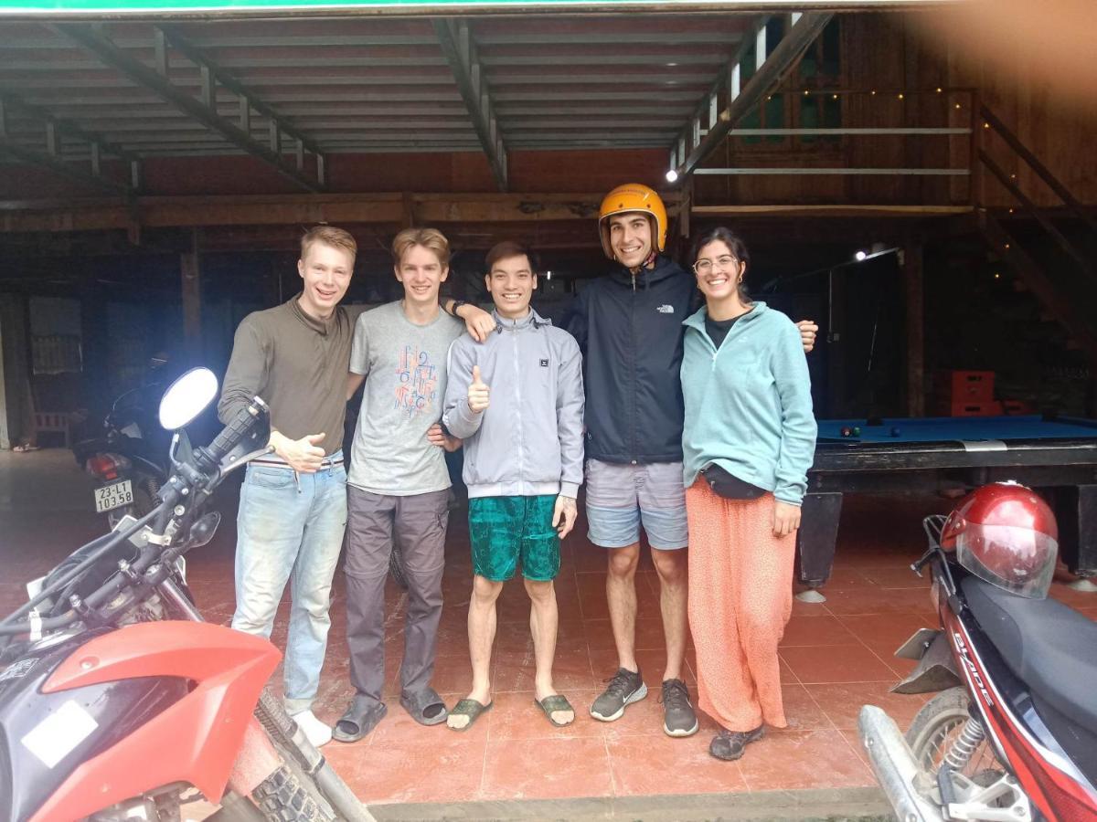 Du Gia - Tay Homestay Làng Cac Kamer foto